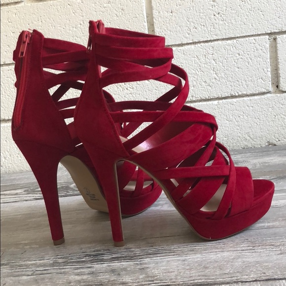 Sexy Red Strappy platform high heel - Picture 5 of 8